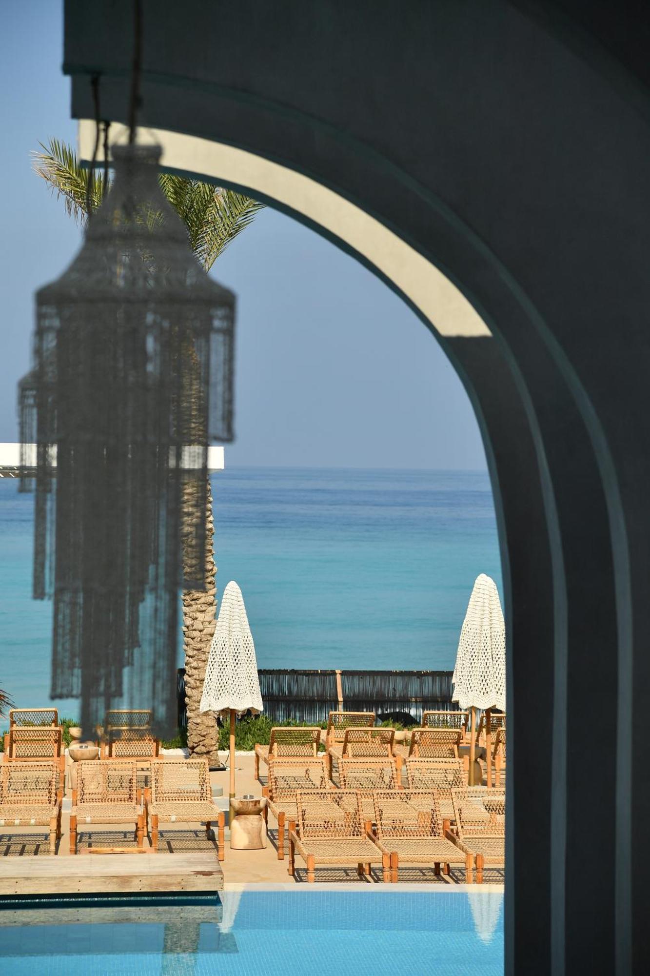 Ocean Blue Hotel & Resort -Jbeil Byblos Экстерьер фото