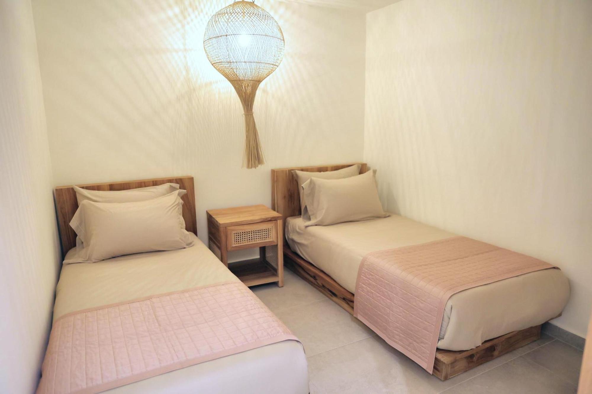 Ocean Blue Hotel & Resort -Jbeil Byblos Экстерьер фото