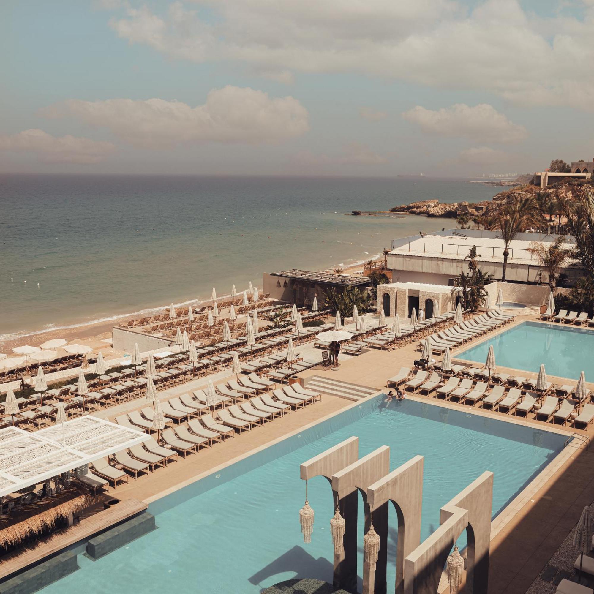 Ocean Blue Hotel & Resort -Jbeil Byblos Экстерьер фото