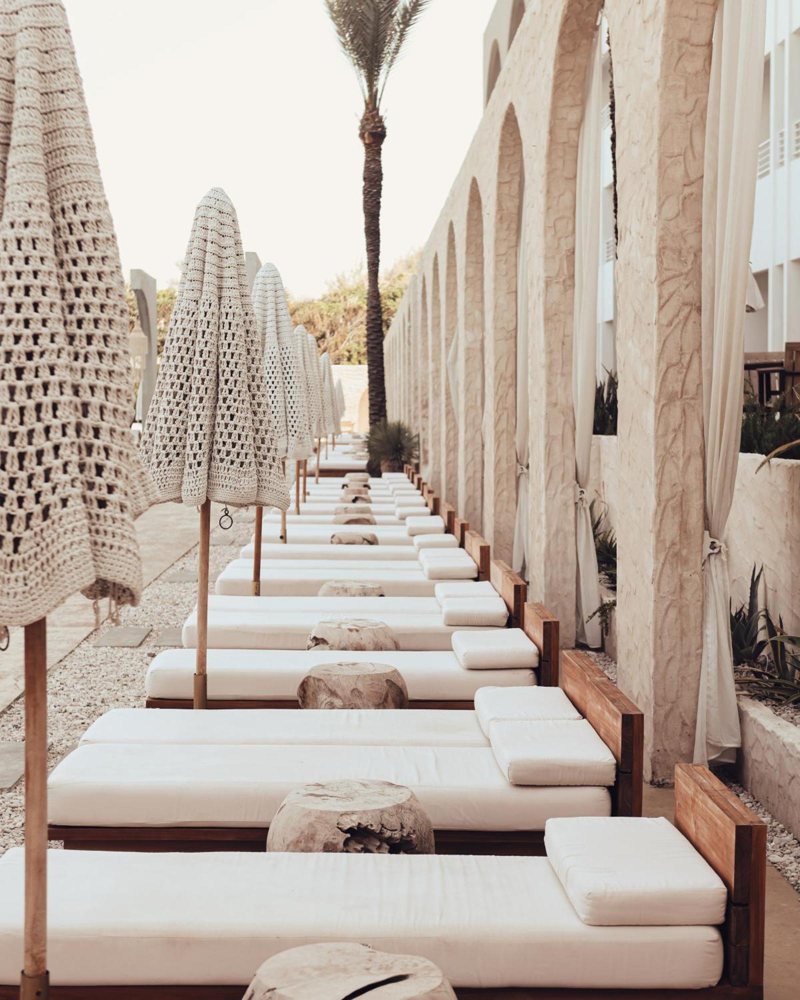 Ocean Blue Hotel & Resort -Jbeil Byblos Экстерьер фото