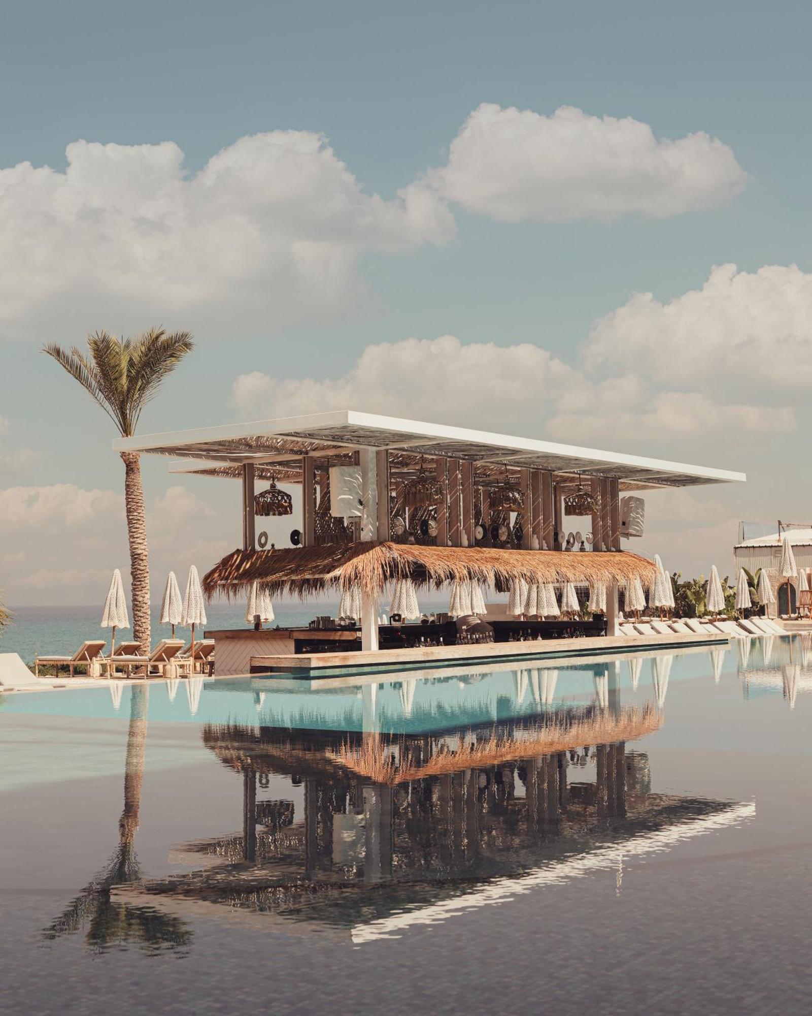 Ocean Blue Hotel & Resort -Jbeil Byblos Экстерьер фото