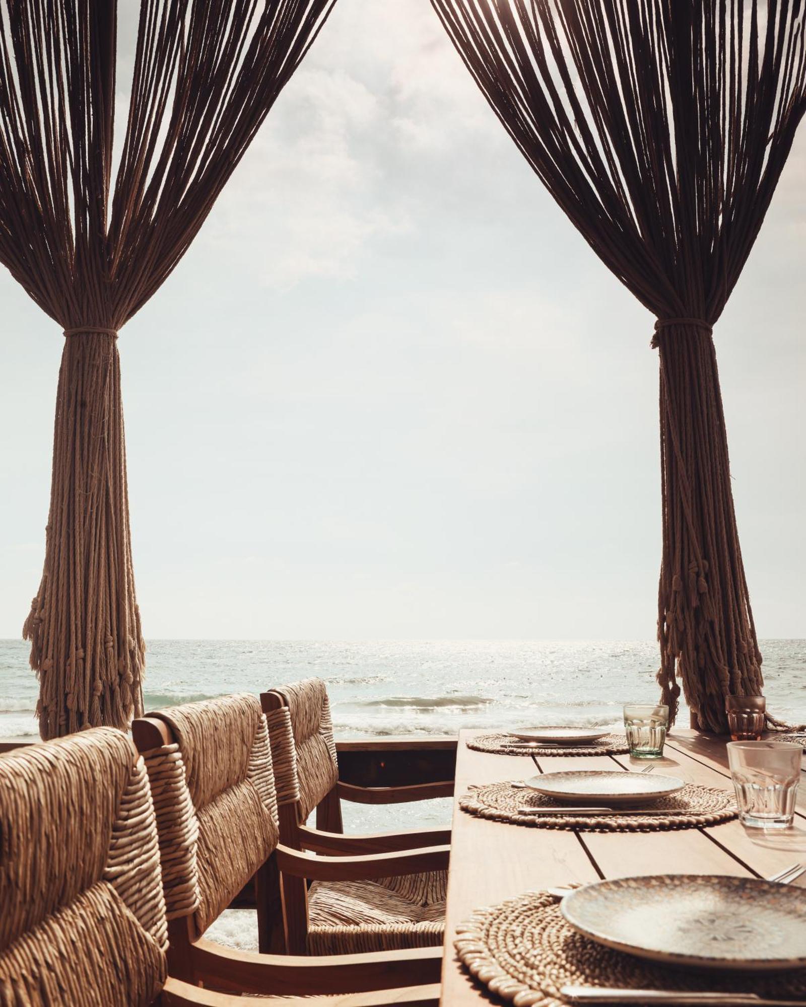 Ocean Blue Hotel & Resort -Jbeil Byblos Экстерьер фото